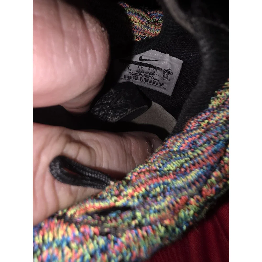 Youth Size 4Y Nike LeBron 15 Shoes Multicolor Flyknit Basketball 922811-901 Rare - Picture 9 of 9